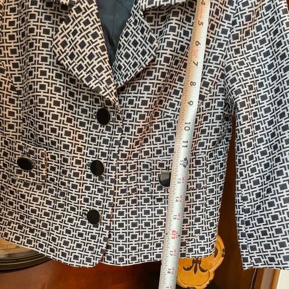 Banana Republic Blazer - Picture 6 of 9